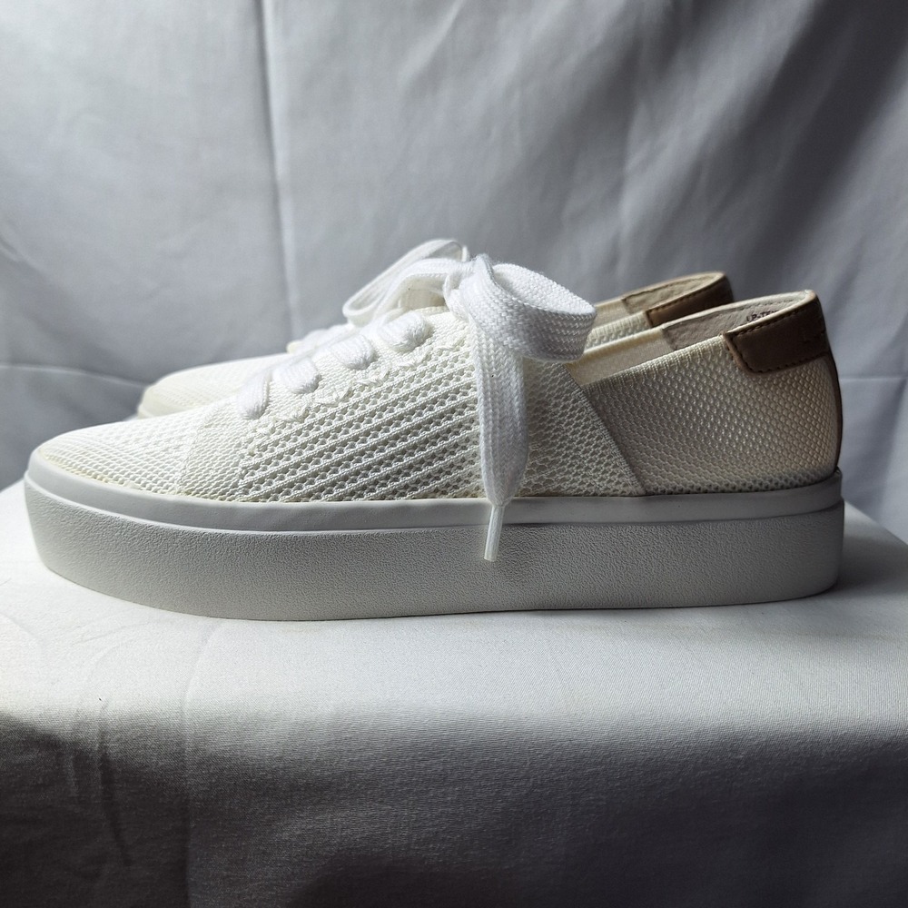 LUCKY BRAND "Tenuda" Sneaker Sz 6M White Breathable Knit Lace-Up Tan Heel Tab - Picture 5 of 10